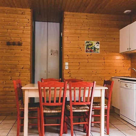 Cozy Retreat For Two Ferienhaus