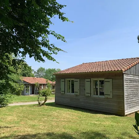 Cozy Retreat For Two Ferienhaus Moutiers-Sous-Chantemerle